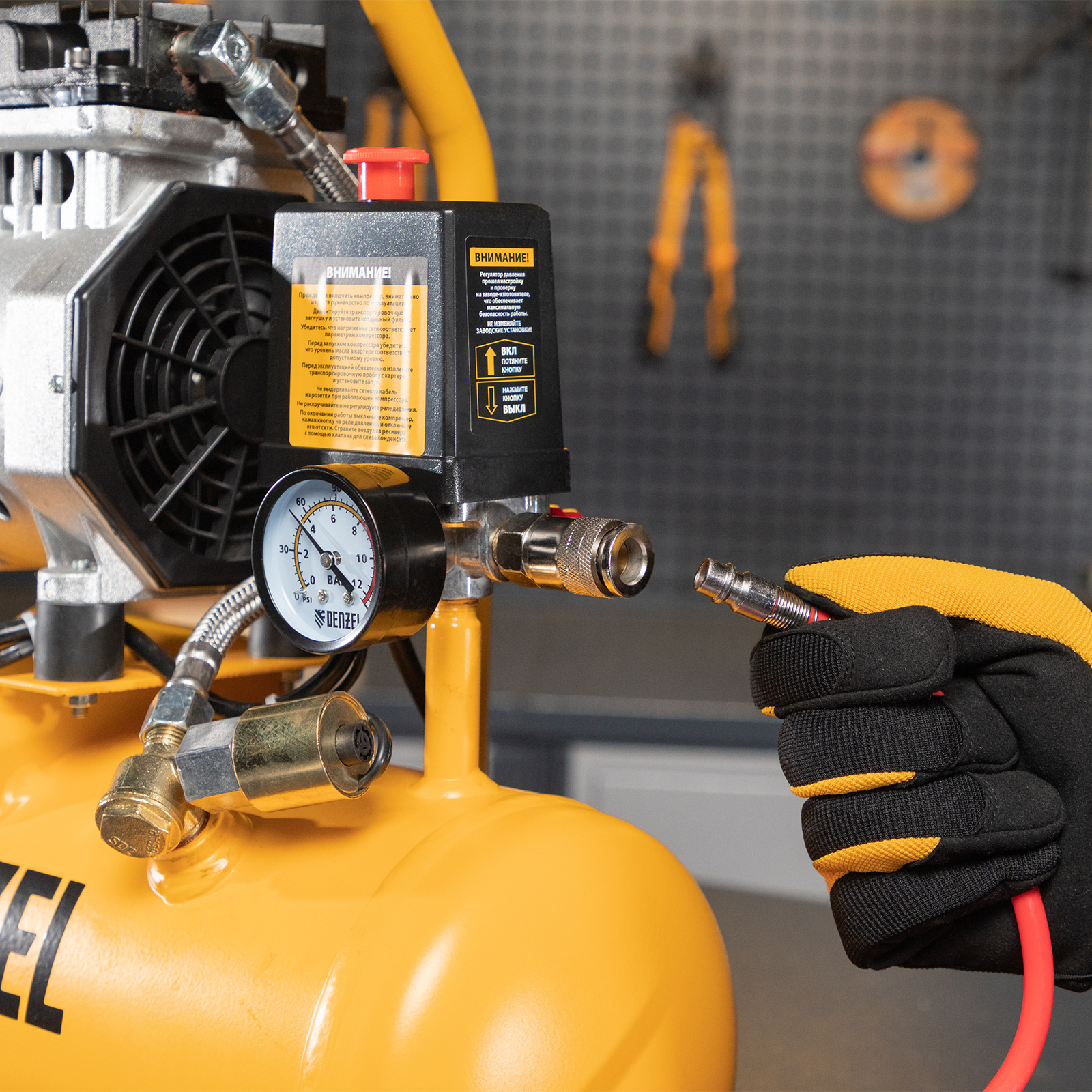 Поршневой компрессор DENZEL DLS650/10