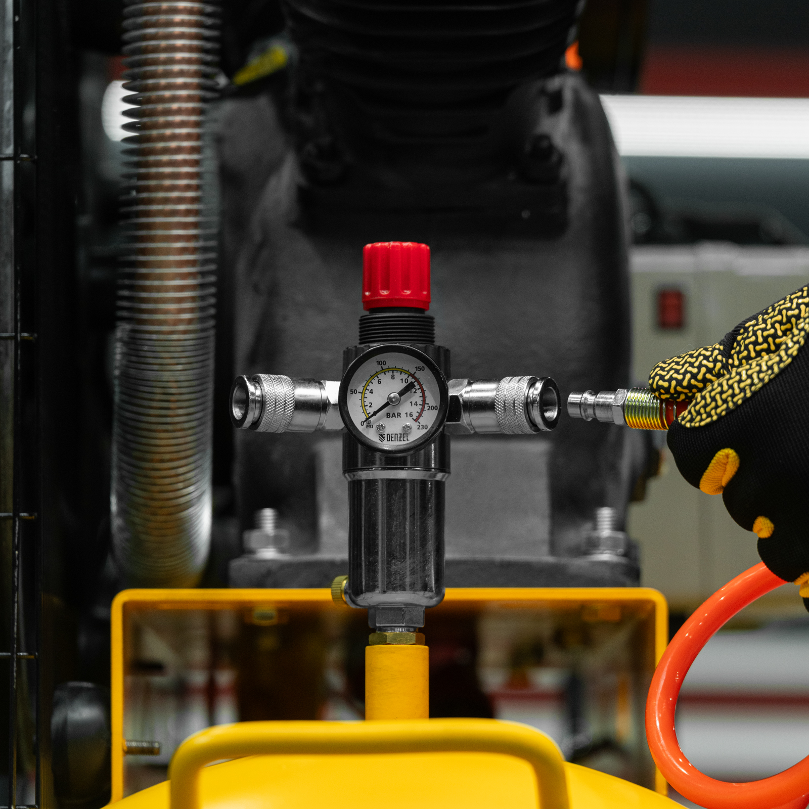 Поршневой компрессор DENZEL BCV 4000-T/100