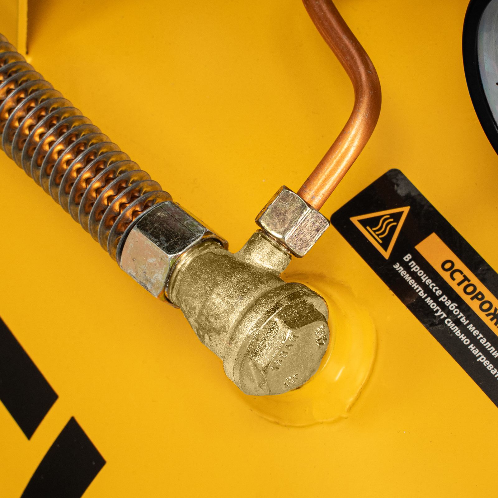 Поршневой компрессор DENZEL DCV1800/50