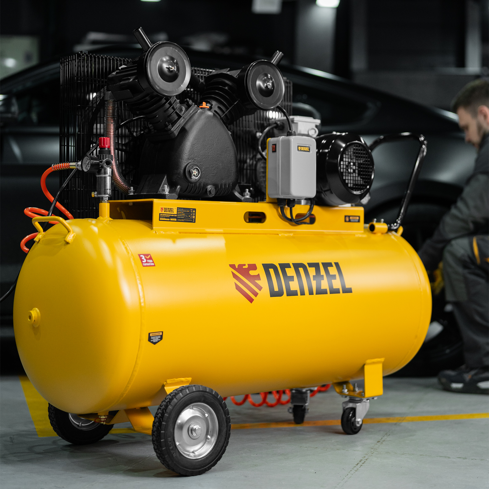 Поршневой компрессор DENZEL BCI3000-T/200