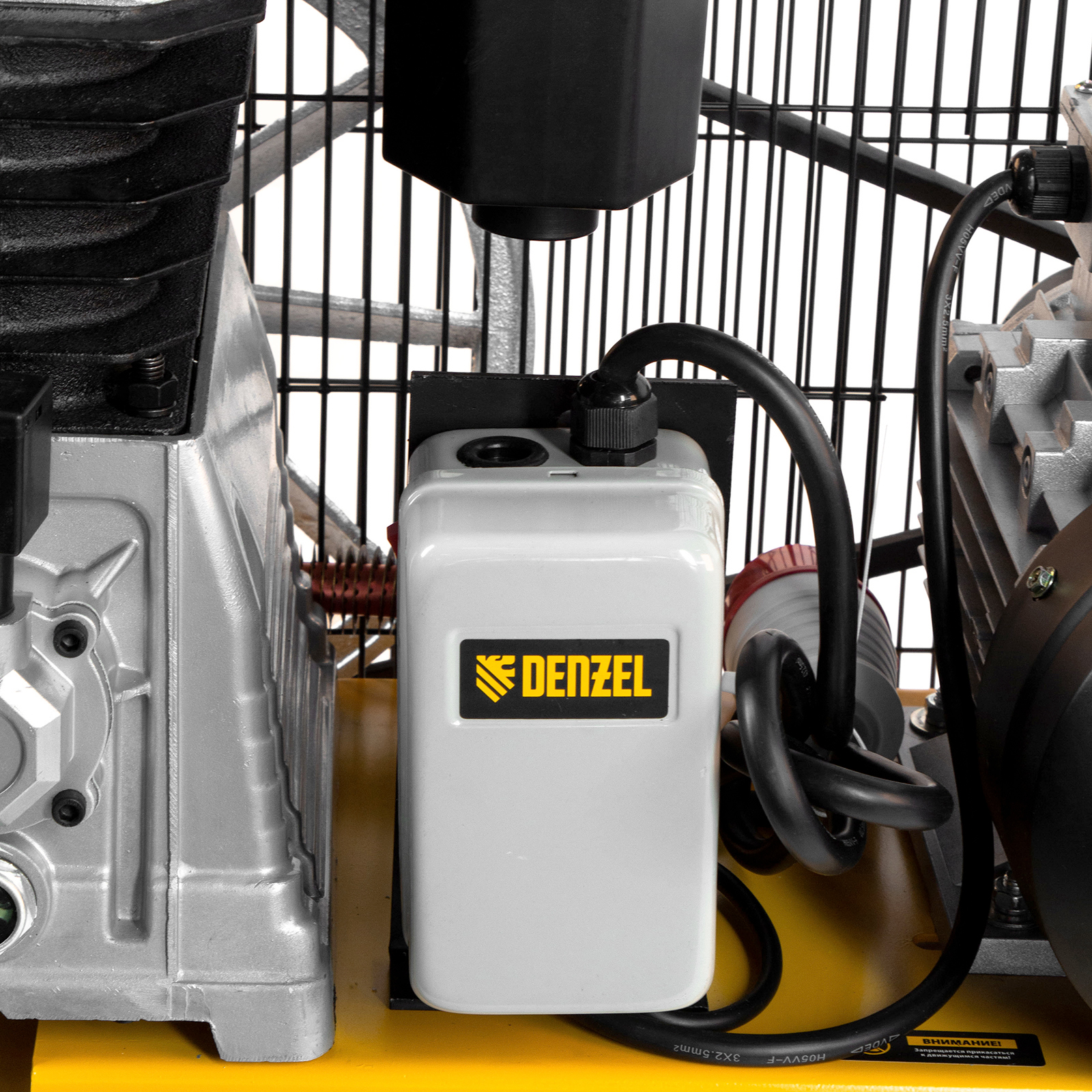 Поршневой компрессор DENZEL BCI5500-T/200