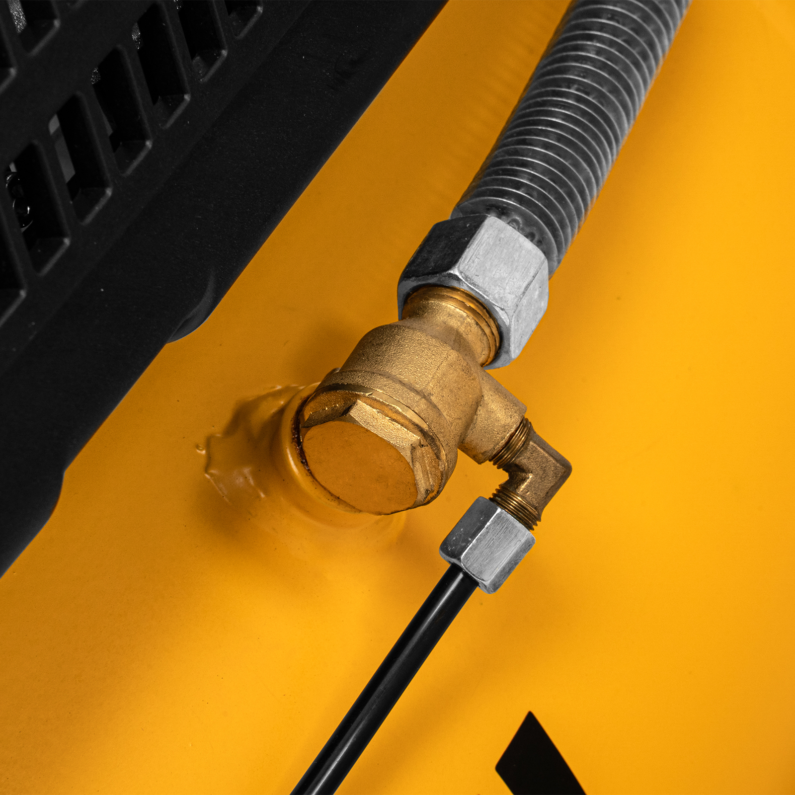 Поршневой компрессор DENZEL BCI 2200/100